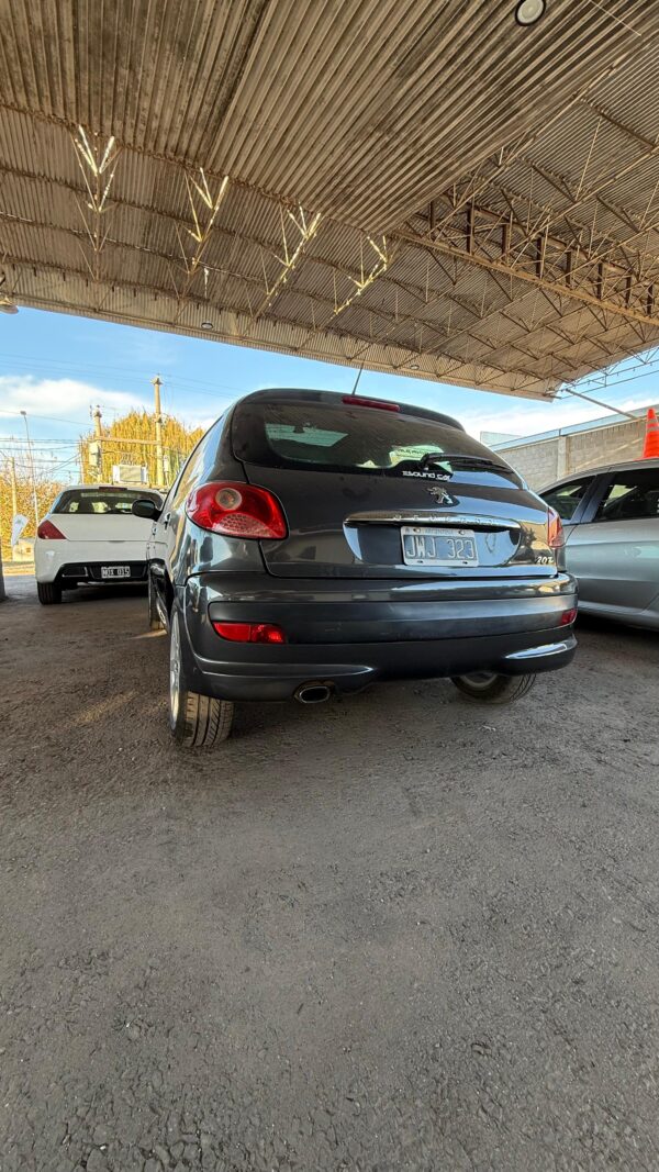 Peugeot 207 - Image 3