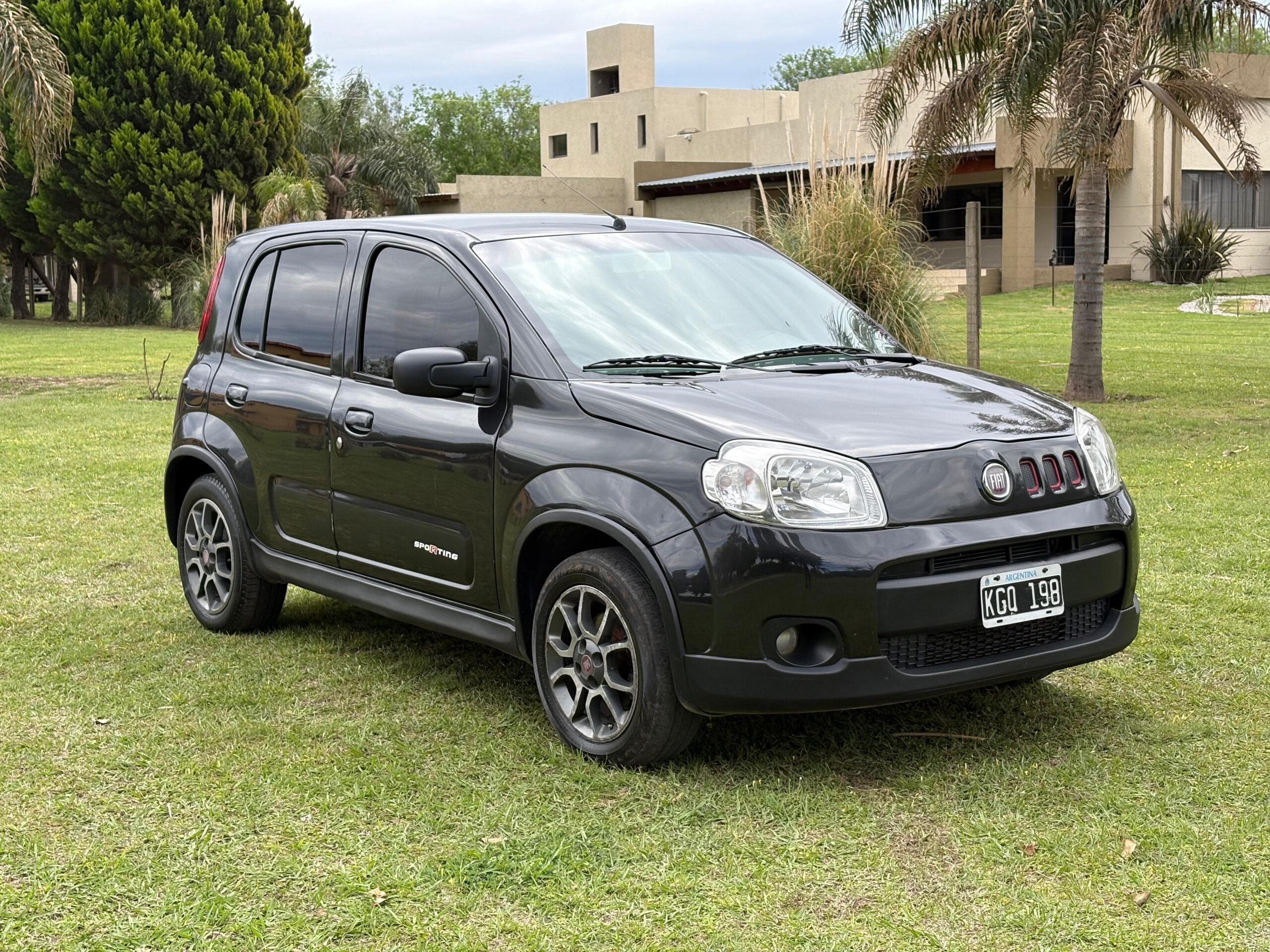 🚗 Fiat Uno Sporting 1.4 – 2011 - Image 5