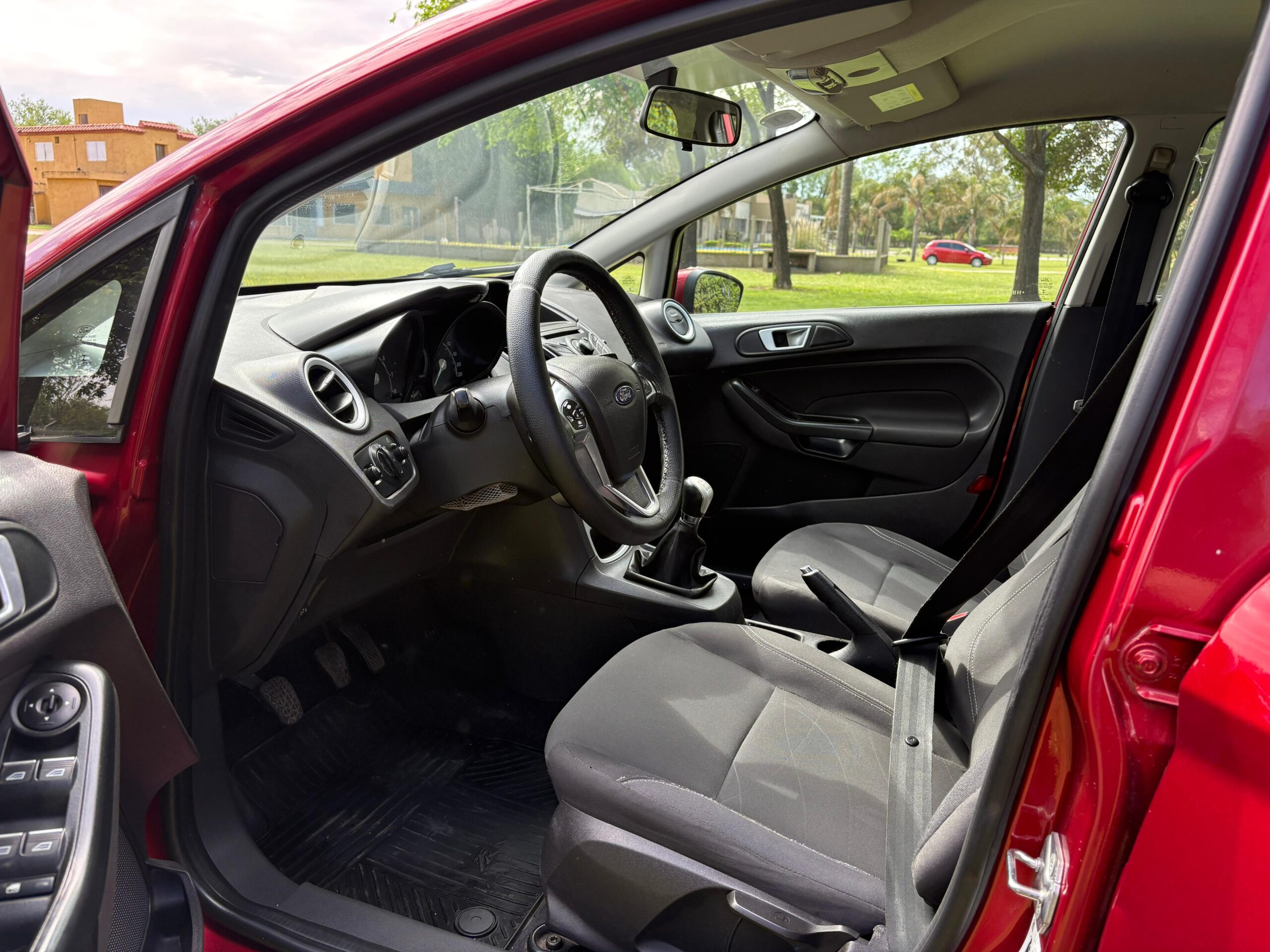 🚗 Ford Fiesta Kinetic 1.6 – 2017 - Image 6