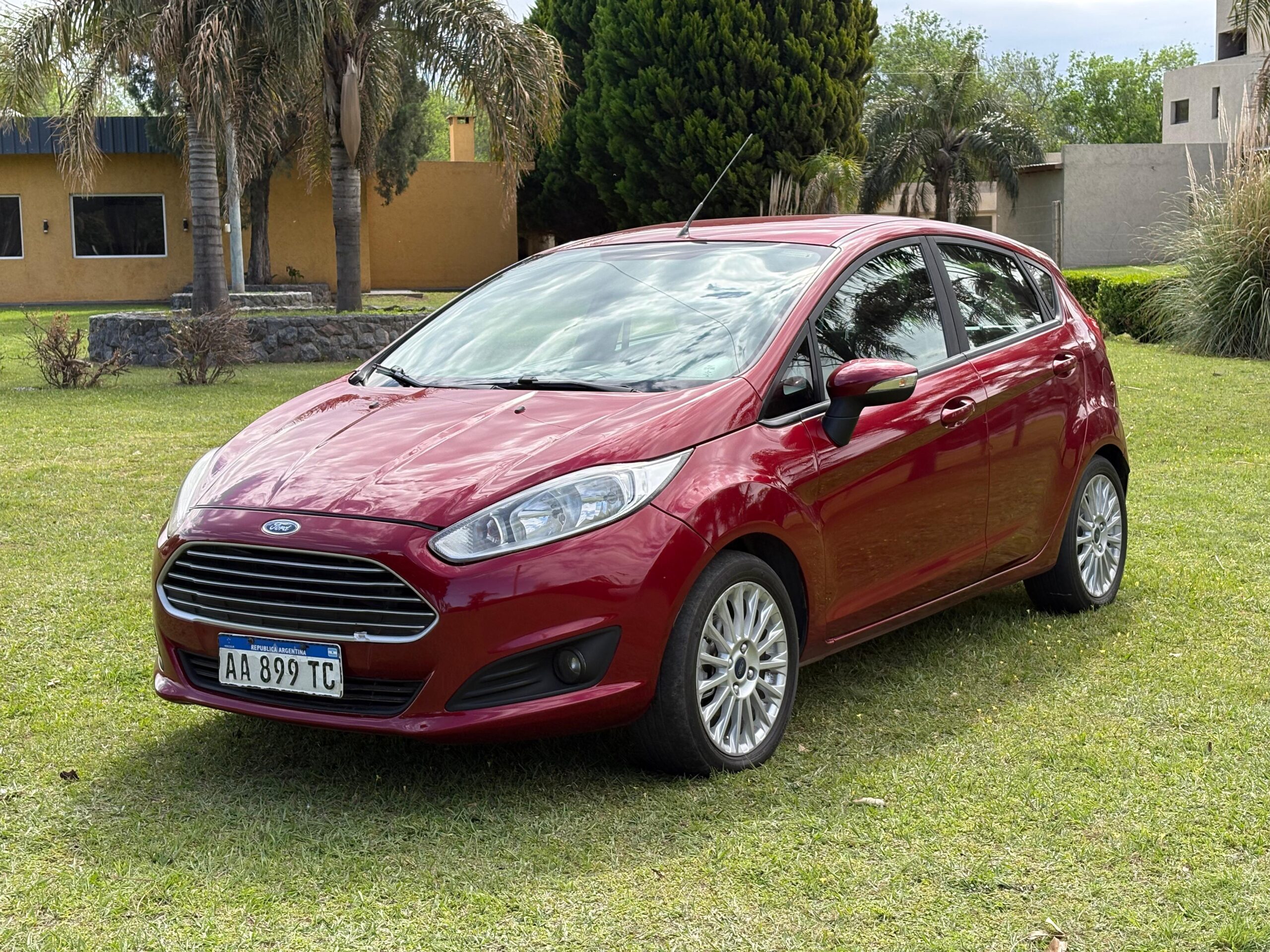 🚗 Ford Fiesta Kinetic 1.6 – 2017