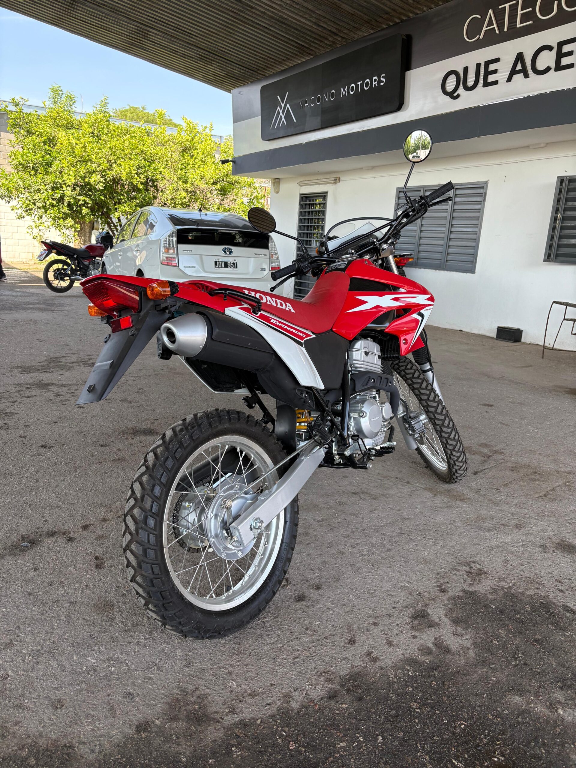 Honda Tornado Unica - Image 5