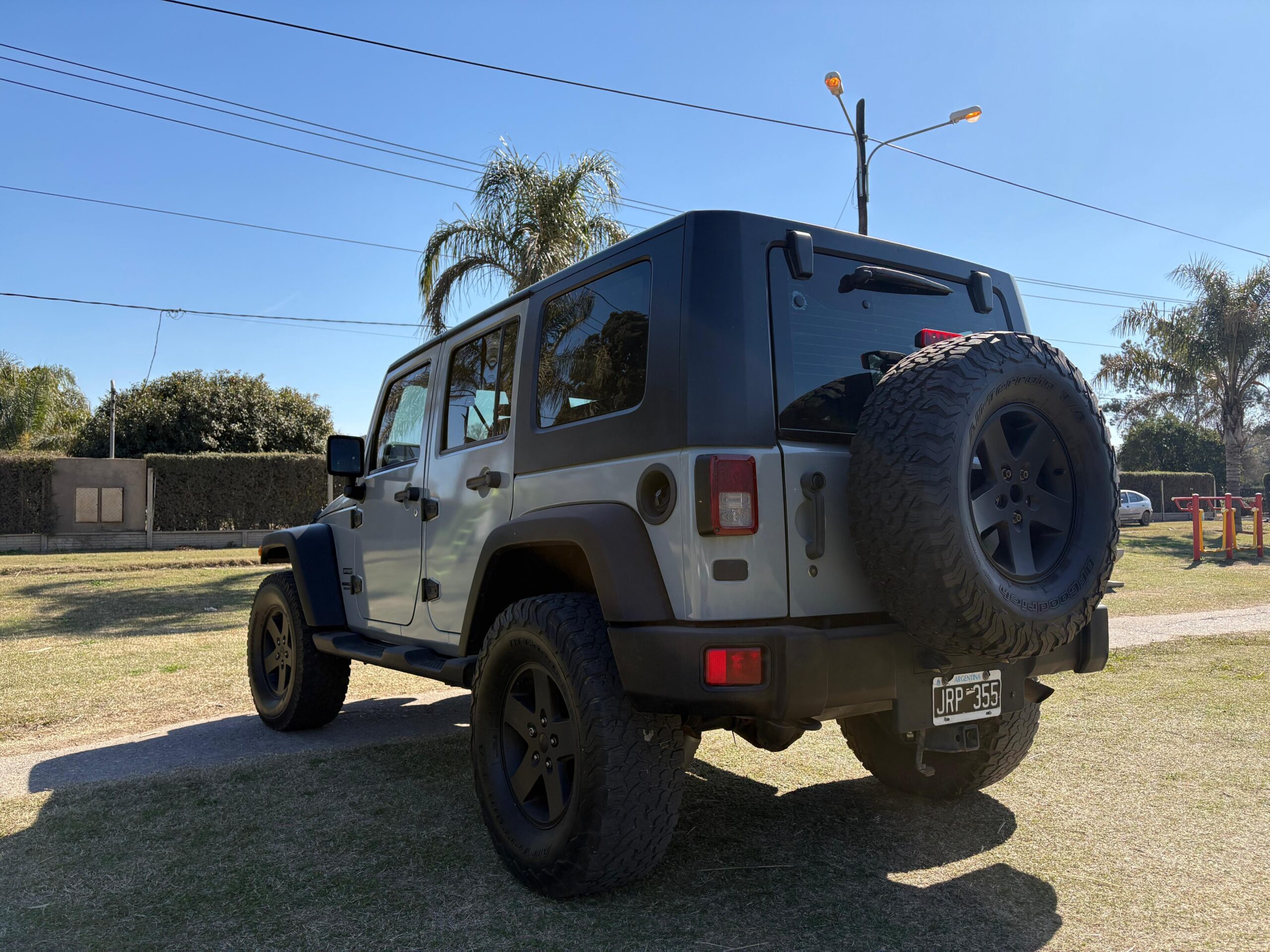 Jeep Wrangler Rubicon - Image 9