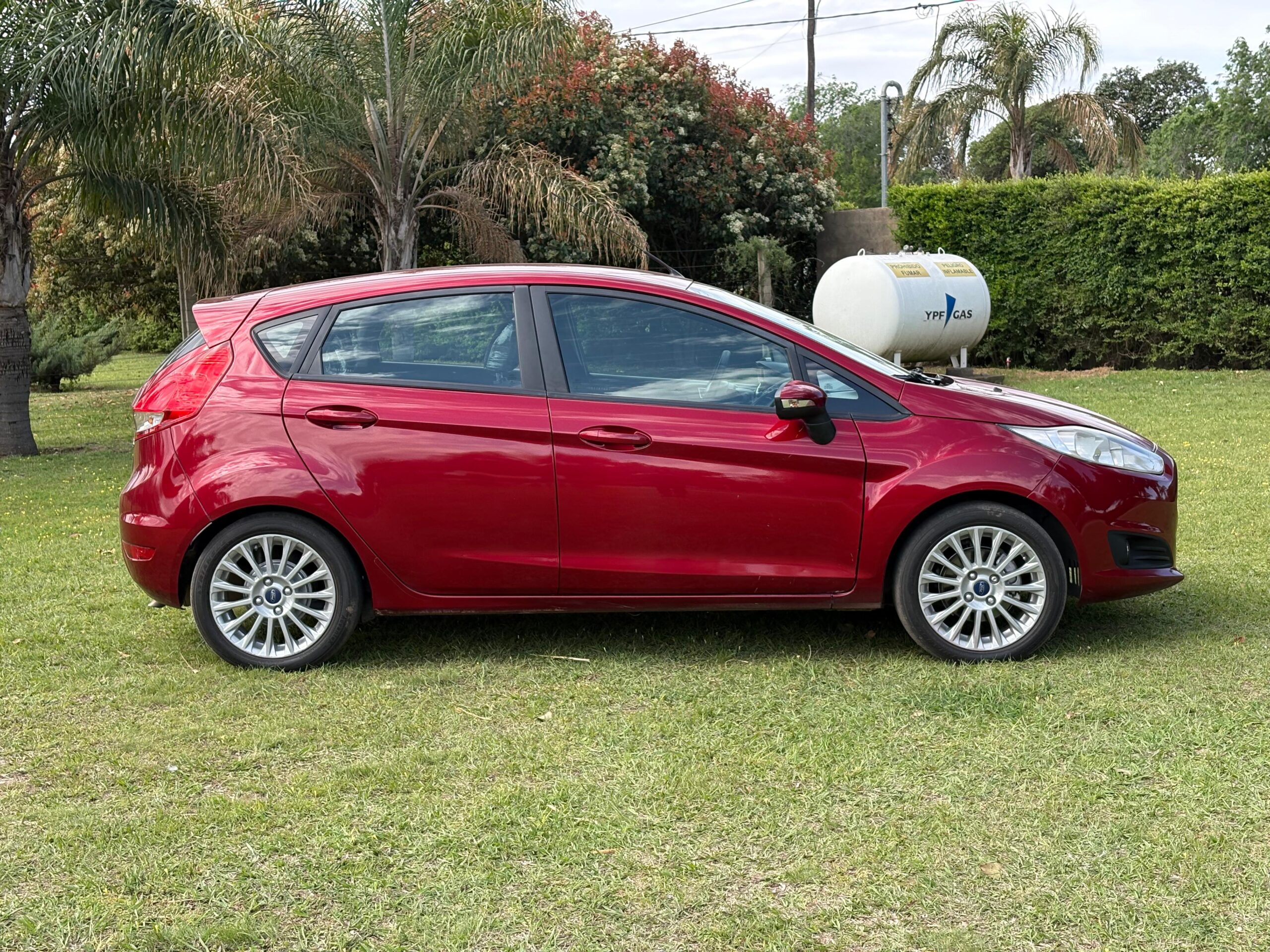 🚗 Ford Fiesta Kinetic 1.6 – 2017 - Image 4