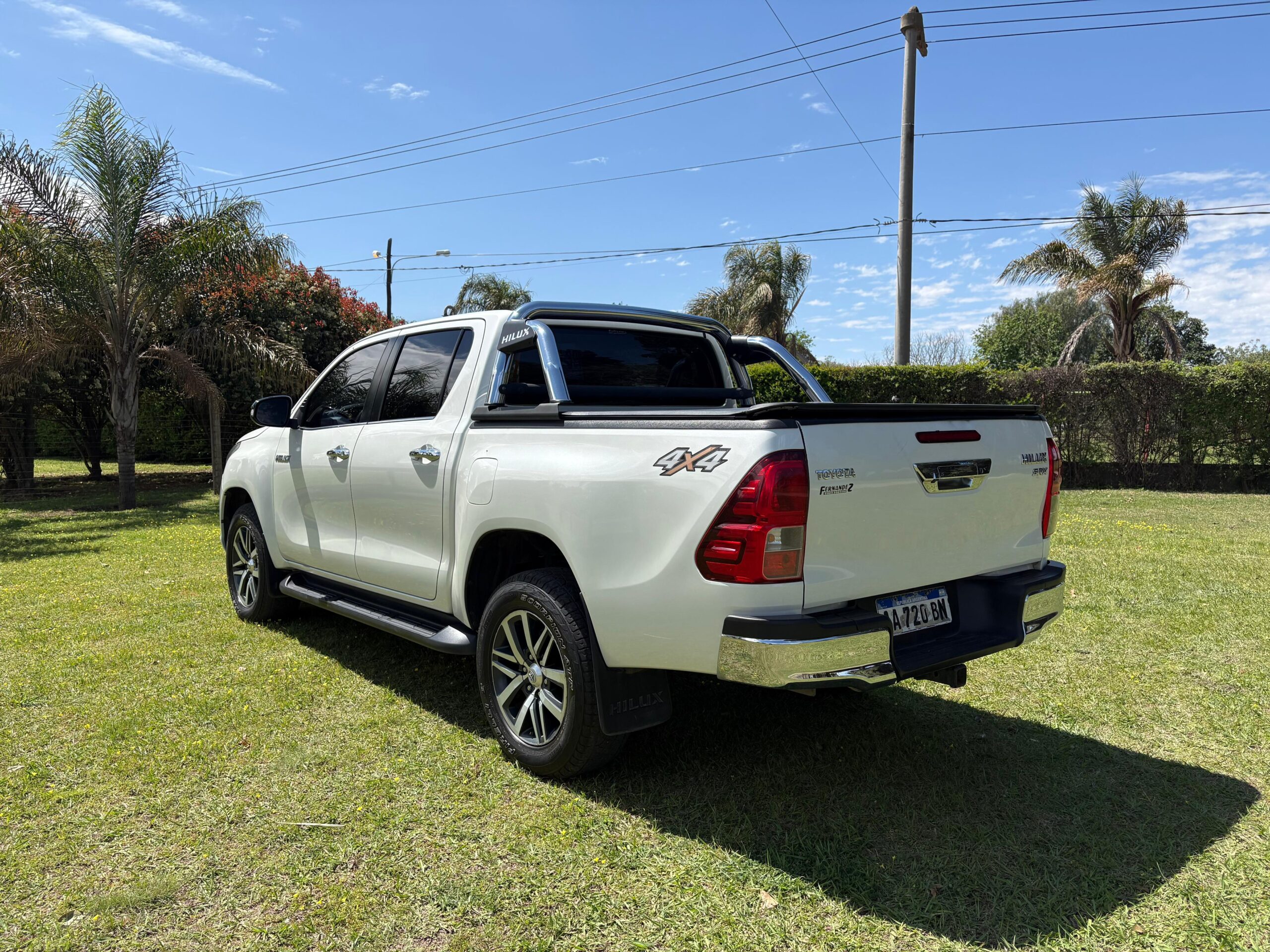 TOYOTA HILUX 2016 SRX sesion 2 - Image 6